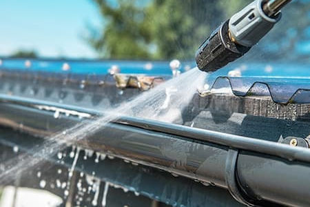 How Gutter Cleaning Keeps Your Gutters Functional Thumbnail