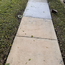 Rust-Stain-removal-of-wall-and-sidewalk-pressure-cleaning-in-West-Palm-Beach-FL-33405 3